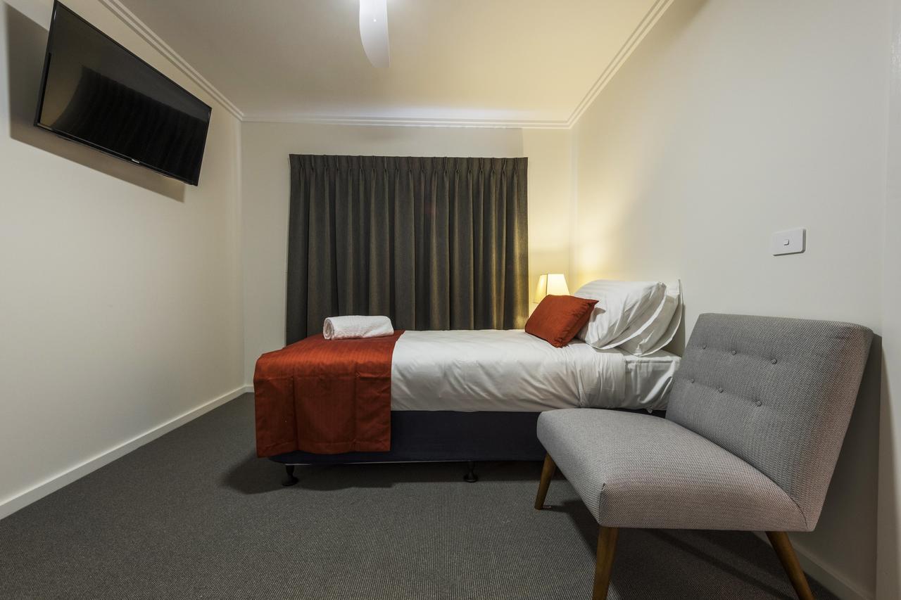 Club Maclean Motel Eksteriør billede